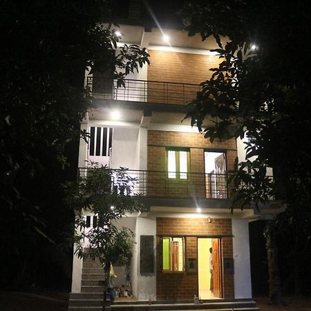 Evergreen Paradise Pondicherry Bagian luar foto